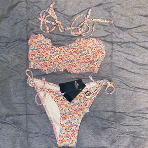 NWT Hollister Floral Bikini